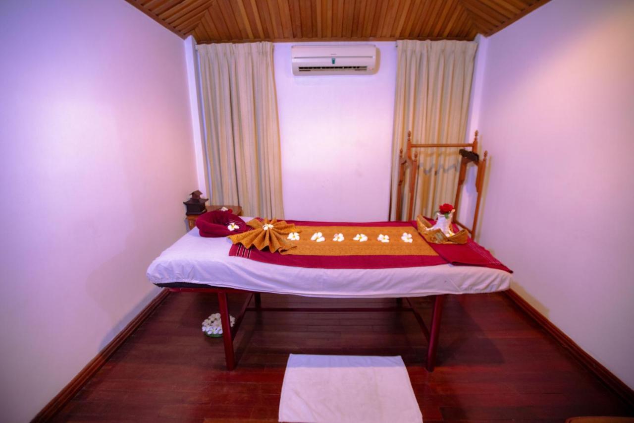Kma Kaytumadi Hotel Taungoo Екстериор снимка