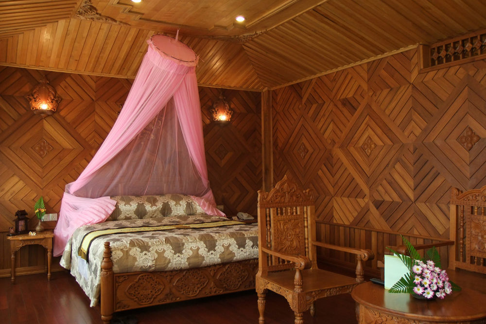 Kma Kaytumadi Hotel Taungoo Екстериор снимка