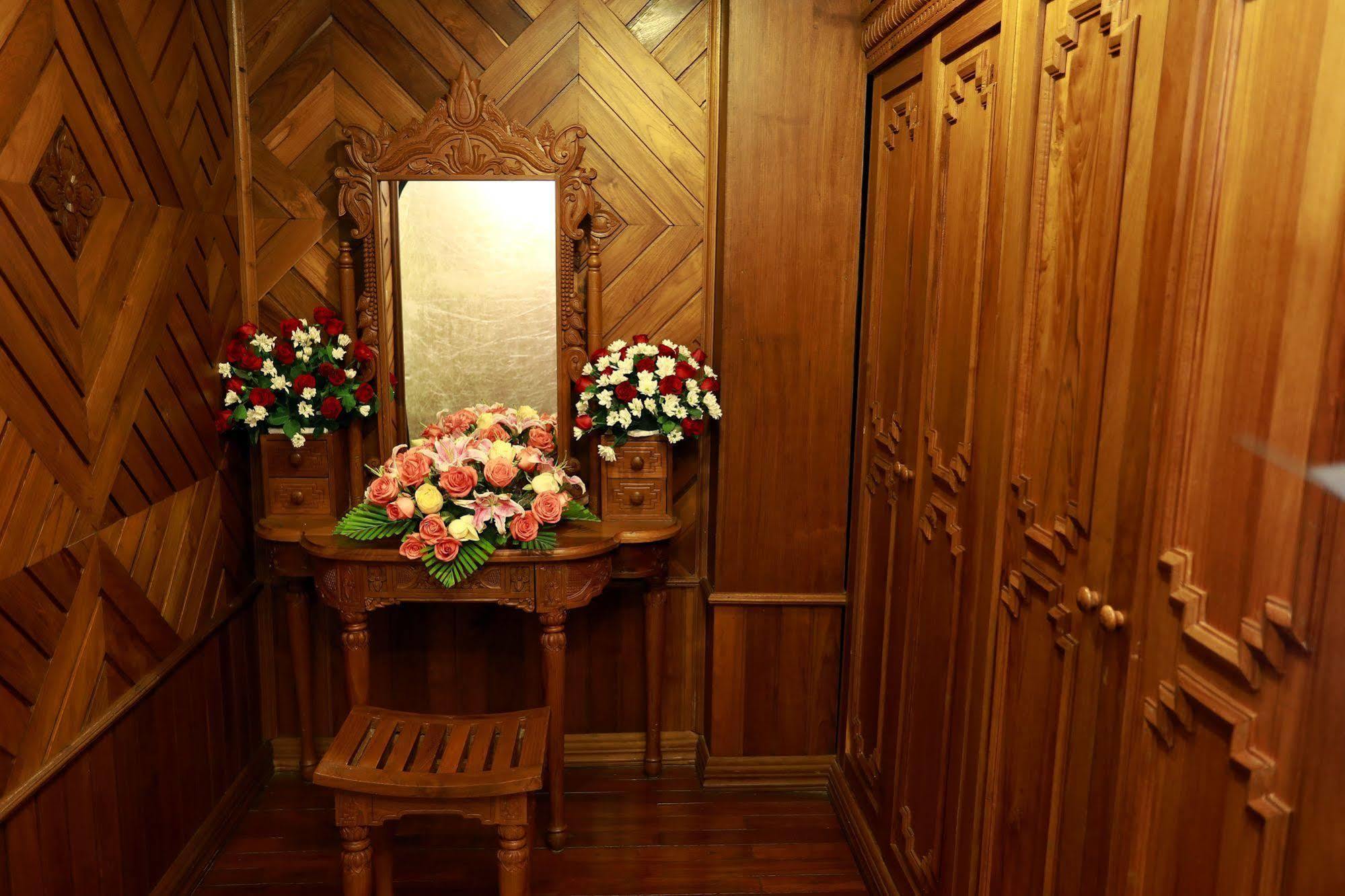 Kma Kaytumadi Hotel Taungoo Екстериор снимка