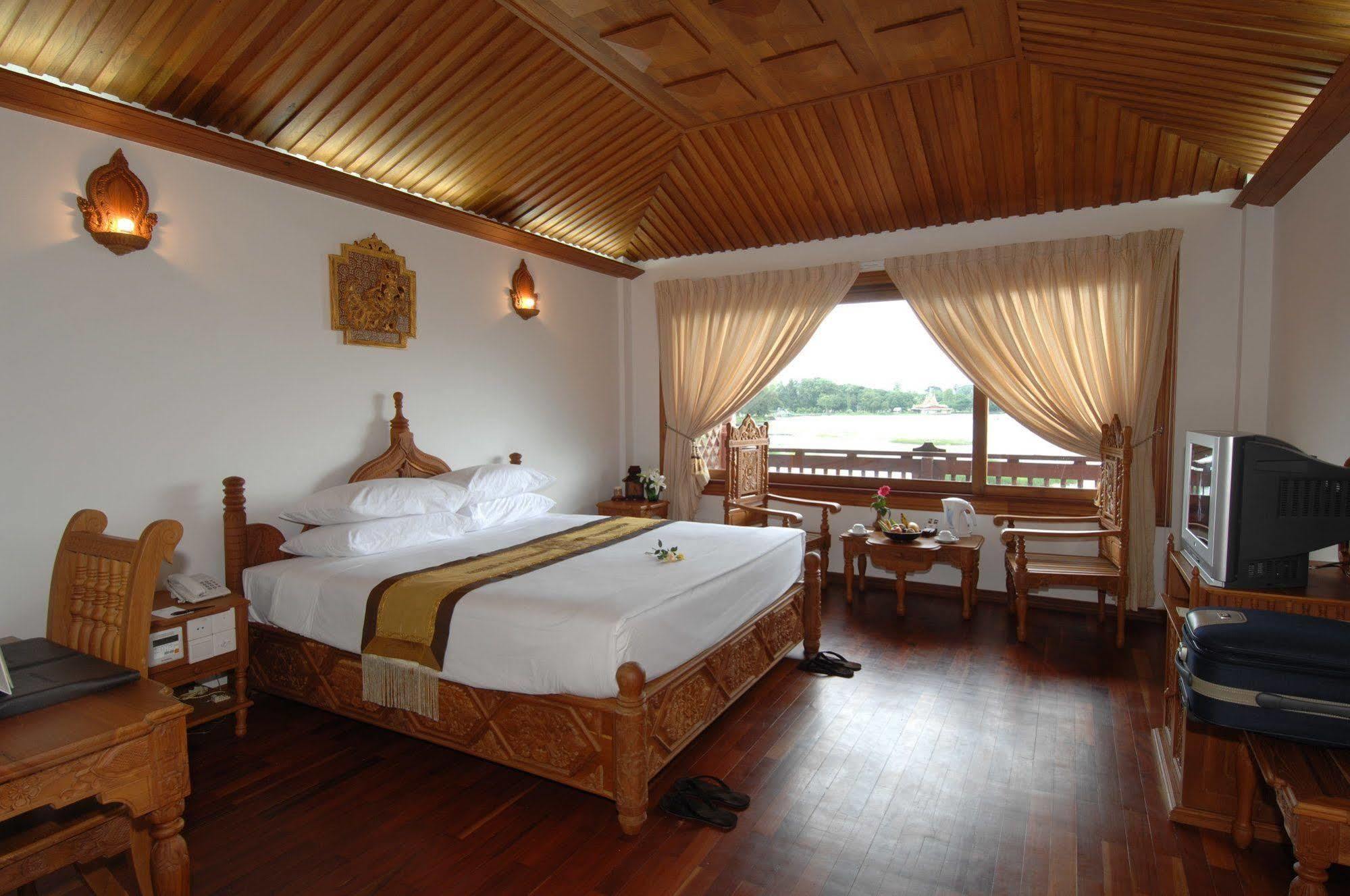 Kma Kaytumadi Hotel Taungoo Екстериор снимка