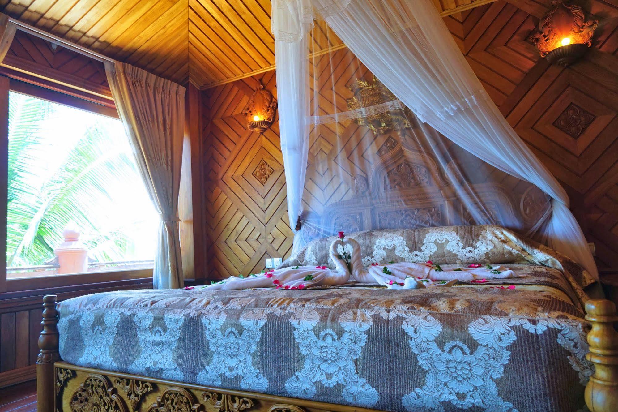 Kma Kaytumadi Hotel Taungoo Екстериор снимка