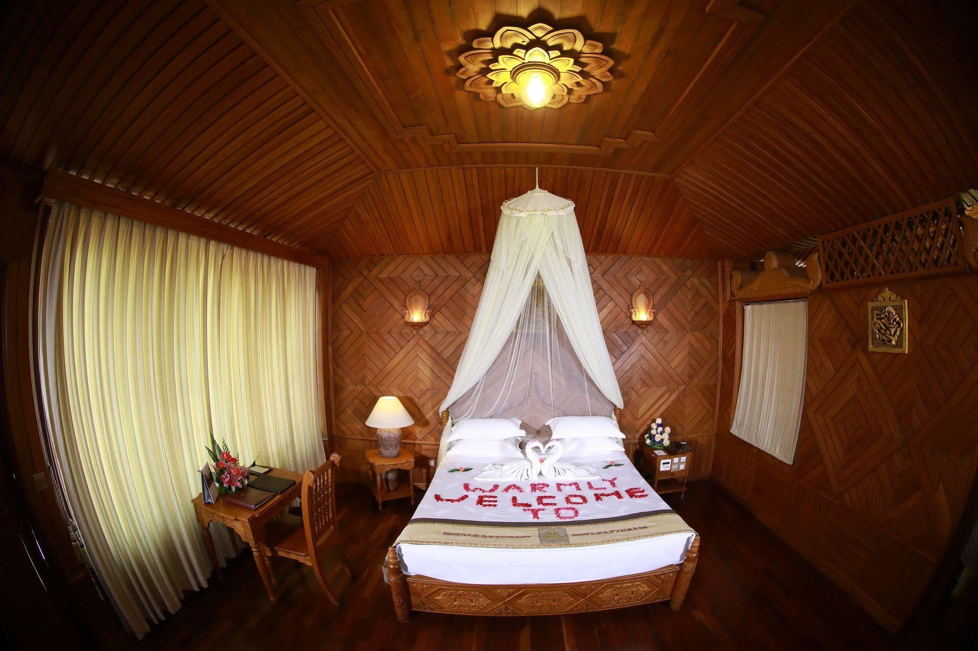 Kma Kaytumadi Hotel Taungoo Екстериор снимка